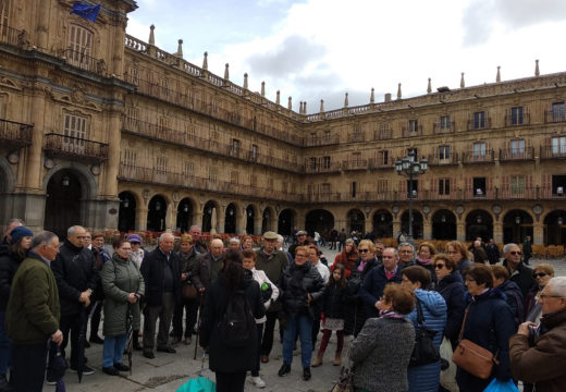 Un total de 55 veciños e veciñas de Frades participan nunha excursión a Salamanca